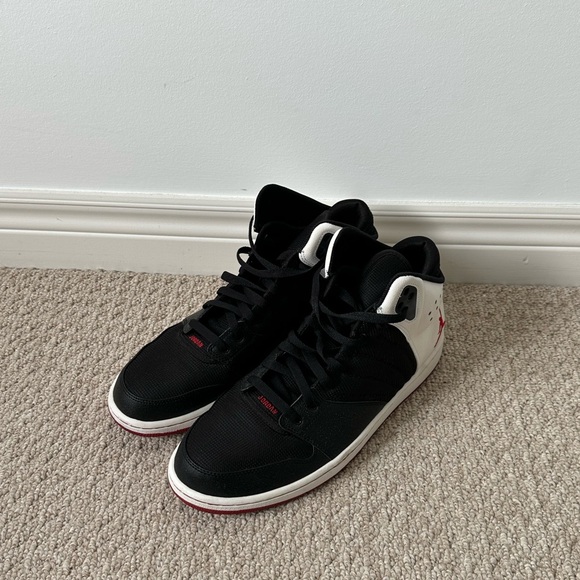 nike air jordan sneakers - Picture 2 of 8